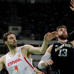 España arrolla a Argentina y se enfrentará a Francia en cuartos