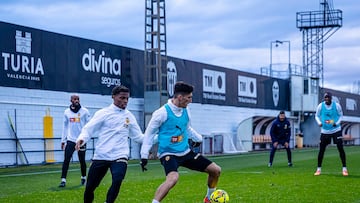 Ramazani empieza de cero mientras espera otra vez a Sadiq