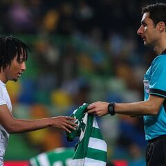 Martins fue expulsado por su camiseta de apoyo a Semedo