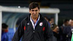 El técnico Gustavo Costas se va de Santa Fe