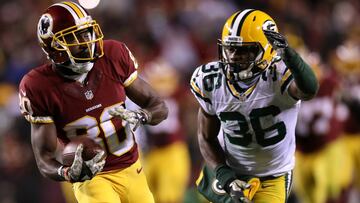 LANDOVER, MD - NOVEMBER 20: Wide receiver Jamison Crowder #80 of the Washington Redskins carries the ball past cornerback LaDarius Gunter #36 of the Green Bay Packers in the fourth quarter at FedExField on November 20, 2016 in Landover, Maryland.   Rob Carr/Getty Images/AFP
 == FOR NEWSPAPERS, INTERNET, TELCOS &amp; TELEVISION USE ONLY ==