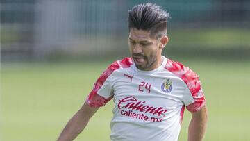 Tomás Boy: "A Oribe Peralta le 'repatea' estar en la banca"