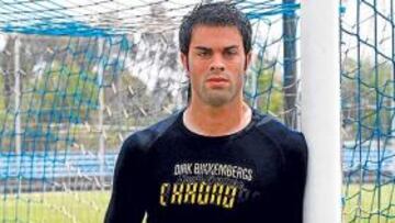 Torrejón firmó y viajará a la concentración de Rees