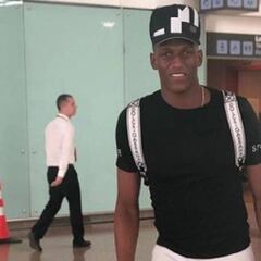 Yerry Mina ya viaja rumbo a la Selección Colombia