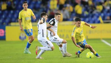 Las Palmas se sana a costa del Sporting