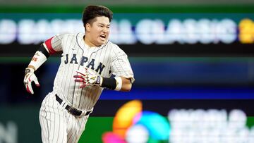 MIAMI, FLORIDA - MARCH 20: Munetaka Murakami #55 of Team Japan celebrates after hitting a two-run double to defeat Team Mexico 6-5 in the World Baseball Classic Semifinals at loanDepot park on March 20, 2023 in Miami, Florida.   Eric Espada/Getty Images/AFP (Photo by Eric Espada / GETTY IMAGES NORTH AMERICA / Getty Images via AFP)