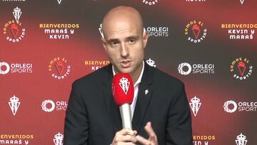 03-09-24. DAVID GUERRA, PRESIDENTE EJECUTIVO DEL SPORTING, DURANTE LA RUEDA DE PRENSA DE PRESENTACIÓN DE NIKOLA MARAS Y KEVIN VÁZQUEZ.