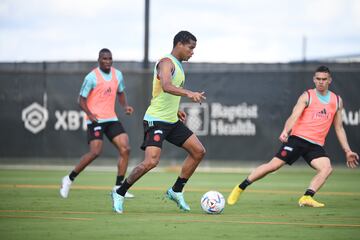 La Selección Colombia continúa su preparación para el amistoso ante la Selección de Paraguay. En la jornada de este miércoles realizó fútbol en la sede del Inter de Miami.