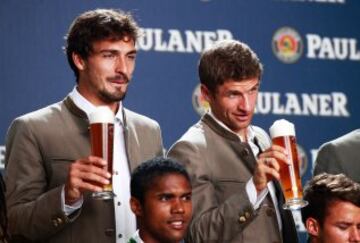 Thomas Mueller y Matts Hummels.