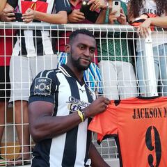 Jackson es presentado como refuerzo del Portimonense