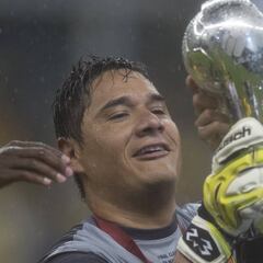 Moisés Muñoz se retira del fútbol