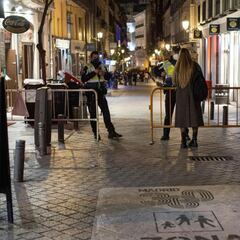 España vuelve a riesgo alto