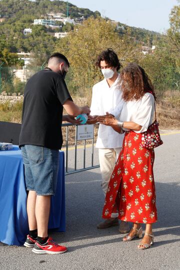 Hugo Nieto con su madre Belinda Alonso.