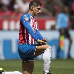 Alan Pulido liderará a Chivas en goleo por cuarto torneo