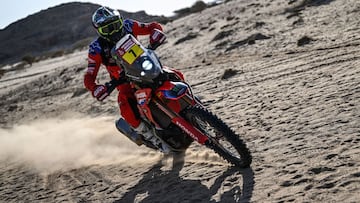 07 Quintanilla Pablo (chl), Monster Energy Honda Team 2022, Honda CRF 450 Rally, Moto,Motul, action during the Stage 10 of the Dakar Rally 2022 between Wadi Ad Dawasir and Bisha, on January 12th 2022 in Bisha, Saudi Arabia - Photo Gigi Soldano / DPPI
 AFP