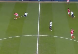 Medel cumple años: su doble jugada de lujo en la Premier que no habías visto