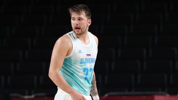 SAITAMA, JAPAN - AUGUST 07: Luka Doncic #77 of Team Slovenia reacts during the first half of the Men&#039;s Basketball Bronze medal game between Team Slovenia and Team Australia on day fifteen of the Tokyo 2020 Olympic Games at Saitama Super Arena on August 07, 2021 in Saitama, Japan. (Photo by Kevin C. Cox/Getty Images)