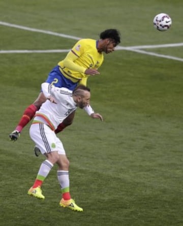 Buen ambiente en el estadio El Teniente de Rancagua en donde se enfrentan Ecuador y México. Comienzan a definirse los clasificados de la Copa América.