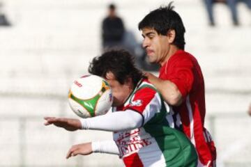 El 2010 llegó a Ñublense y de inmediato destacó. Después pasó a O'Higgins.