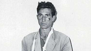 Sus fugas acapararon la atención mediática. Su primera  fuga se produjo en 1966 solo le duró 13 días, saltó de un tren cuando era custodiado por la Guardia Civil en un traslado penitenciario. Pero la que le llevó a la fama fue la que protagonizó en la Nochevieja de 1970, cuando se escapó de la cárcel gaditana de El Puerto de Santa María. Casi dos años y medio estuvo el Lute huido hasta que fue detenido en junio de 1973.