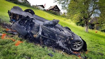 El coche del presentador Richard Hammond, tras el grave accidente