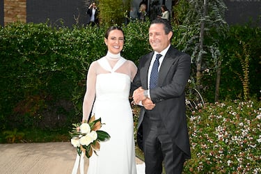 Marta Pombo y Luis Zamalloa se dan el s, quiero rodeados de familiares e influencers