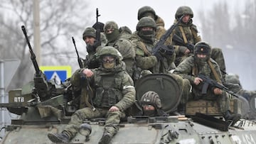 Militares rusos en Armiansk, Ucrania
