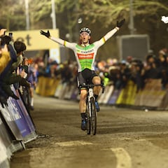 La vida sin Van der Poel: Sweeck triunfa en la noche de Diegem