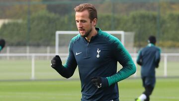 Kane returns to Tottenham training