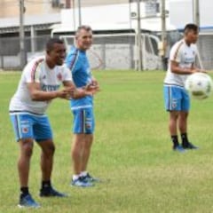 Colombia continúa su trabajo en Paraguay para partido del jueves