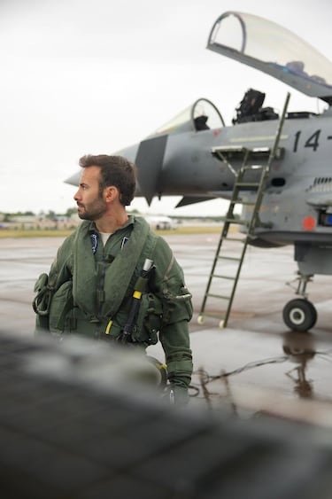 Juan Bengoechea, piloto de Eurofighter: “Si puedes alejar todo lo posible cualquier amenaza de tu casa, mejor” 