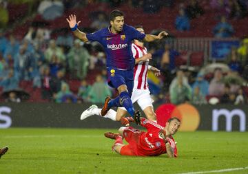 Luis Suárez y Silvio Proto.