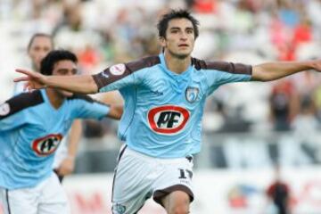 El Facha Martel se hizo conocido en el gran equipo de Santiago Morning de principio de los 2000 y luego también en Cobreloa, donde fue campeón. Fue parte de la Roja en las Eliminatorias para el Mundial 2006.