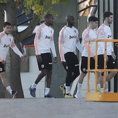 El Valencia camina o revienta