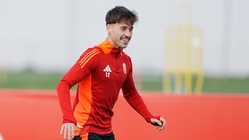 07/03/25 Entrenamiento del Granada CF
Ricard
