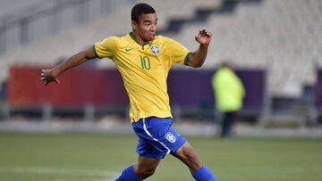 El delantero del Palmeiras, Gabriel Jesús, con la camiseta de Brasil.