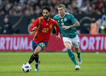 La última Fecha FIFA ante de Rusia 2018 ha celebrado encuentros de alto voltaje que ya huelen a Mundial; algunos de los más destacados fueron la goleada de Brasil a Rusia 3-0, el 1-1 vibrante entre España y Alemania, la impresionante reacción Colombia en París para superar a Francia 2-3 y el claro triunfo argentino sobre Italia 2-0. Mañana: Alemania vs. Brasil, España vs. Argentina y, claro, México vs. Croacia.