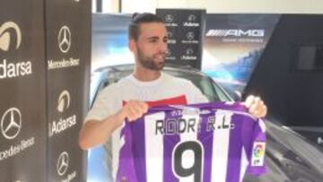 05/08/15 PRESENTACION DEL NUEVO JUGADOR FICHAJE DEL VALLADOLID RODRI Rios
ENVIADO POR JOSE LUIS ROJI