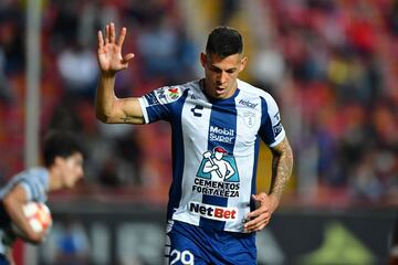 Otro de los jugadores que perdió en su costo fue Mauro Quiroga, pues el de Pachuca ahora cuesta 2.5 millones de dólares, por lo que su precio bajó 1 mde.