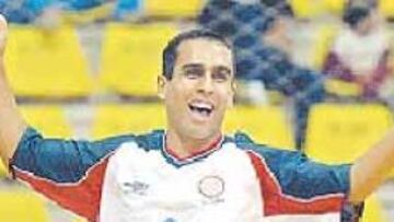 <b>TALENTO.</b> Tatú (Ulbra), el mejor jugador de la liga brasileña.