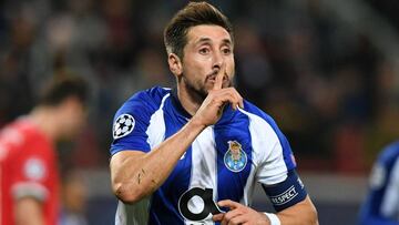 H&eacute;ctor Herrera, del Oporto, pretendido por el Atl&eacute;tico.