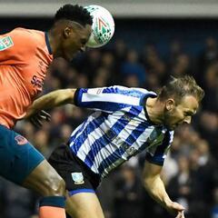 Yerry Mina, elogiado por prensa inglesa tras la Carabao Cup