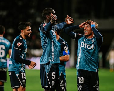 Aprobados y suspensos del Cádiz: la cantera revive a los gaditanos