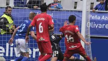 El Numancia quiere comenzar una nueva racha en el Toral¨ªn