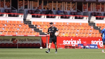 Luis César: “Tenemos que salir con los cuchillos afilados”