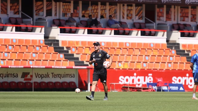 Luis César: “Tenemos que salir con los cuchillos afilados”