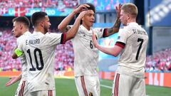 Soccer Football - Euro 2020 - Group B - Denmark v Belgium - Parken Stadium, Copenhagen, Denmark - June 17, 2021 Belgium&#039;s Kevin De Bruyne celebrates scoring their second goal with Axel Witsel and Eden Hazard Pool via REUTERS/Stuart Franklin