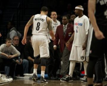 Deron Williams durante el Brooklyn-San Antonio.