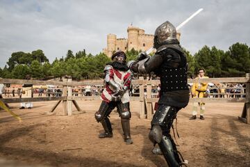 En los alrededores del Castillo de Belmonte, Cuenca, se ha disputado el IV Torneo Nacional de combate medieval, que goza cada año de más aficionados. 
 