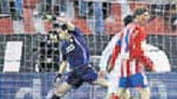 Imagen del gol mal anulado al Atlético.